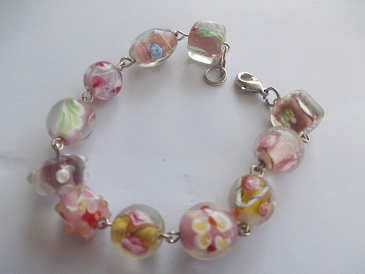 BRACELET